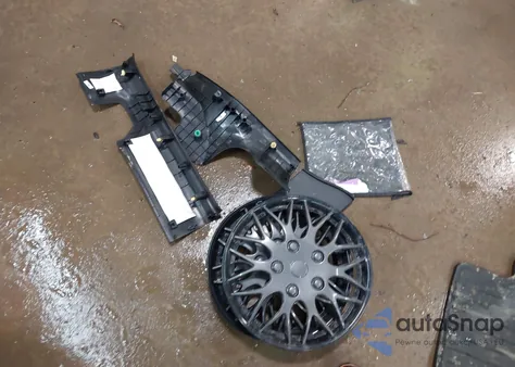 2014 Honda Civic Lx z USA, uszkodzony, nr VIN 2HGFB2F52EH518943